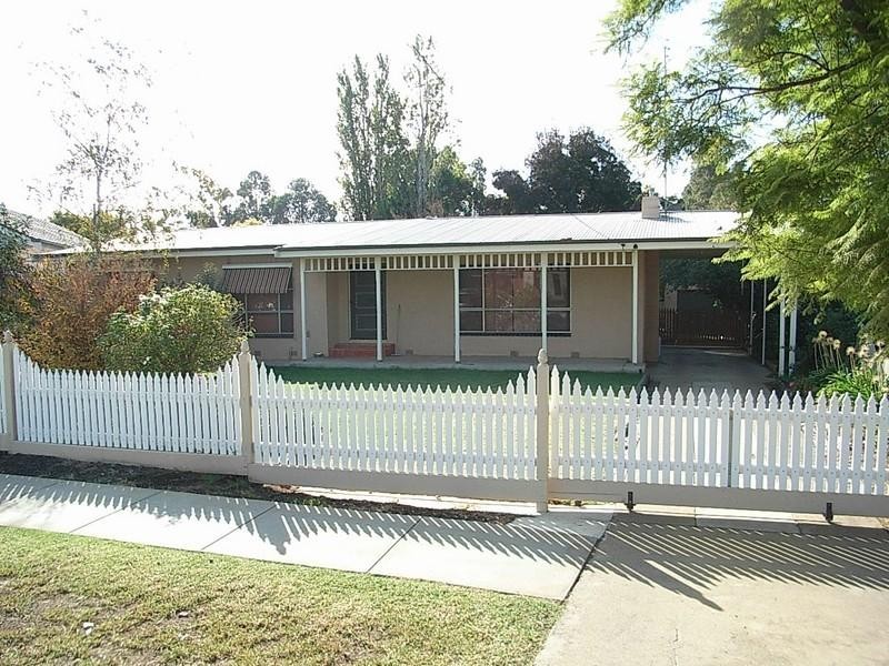 19 Martin Street, Moama NSW 2731
