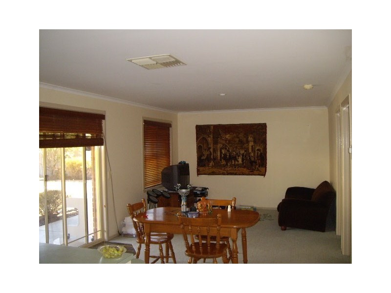 6 Cox Place, Echuca VIC 3564