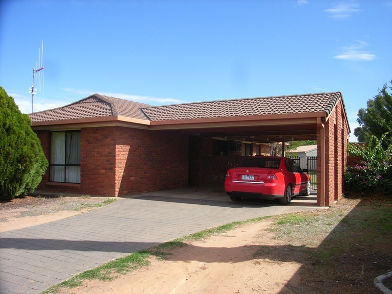 5 Lachlan Crescent, Echuca VIC 3564