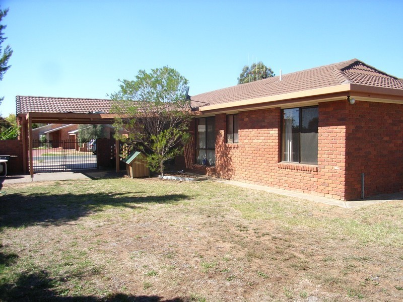 5 Lachlan Crescent, Echuca VIC 3564
