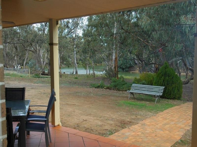 6 River Park Drive, Moama NSW 2731