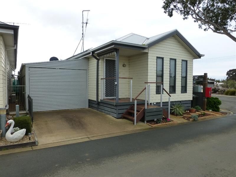 30/65 Northern Highway, Echuca VIC 3564