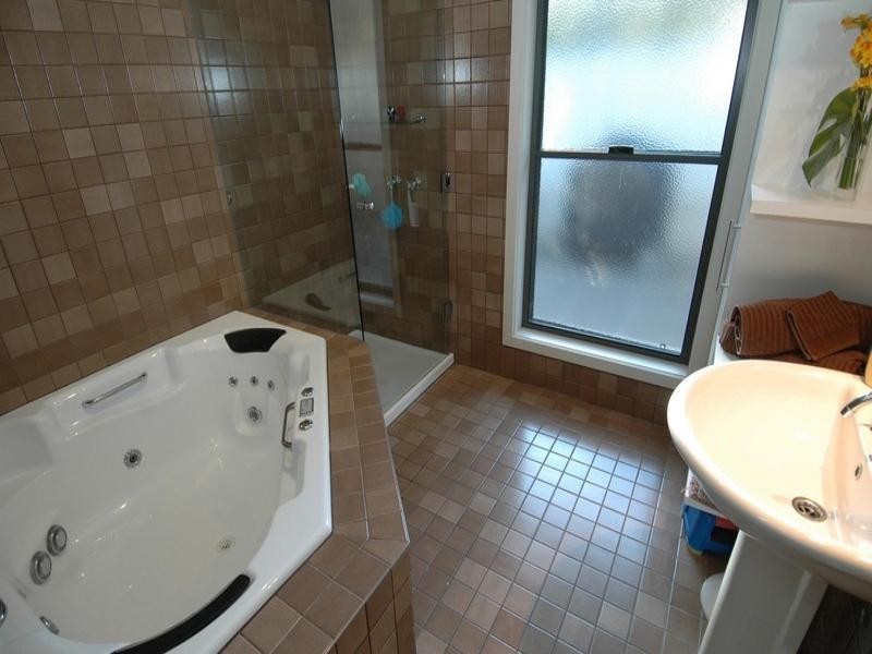 2 -24 Collier Street, Echuca VIC 3564