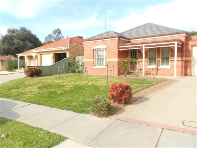 12 Olivia Drive, Moama NSW 2731