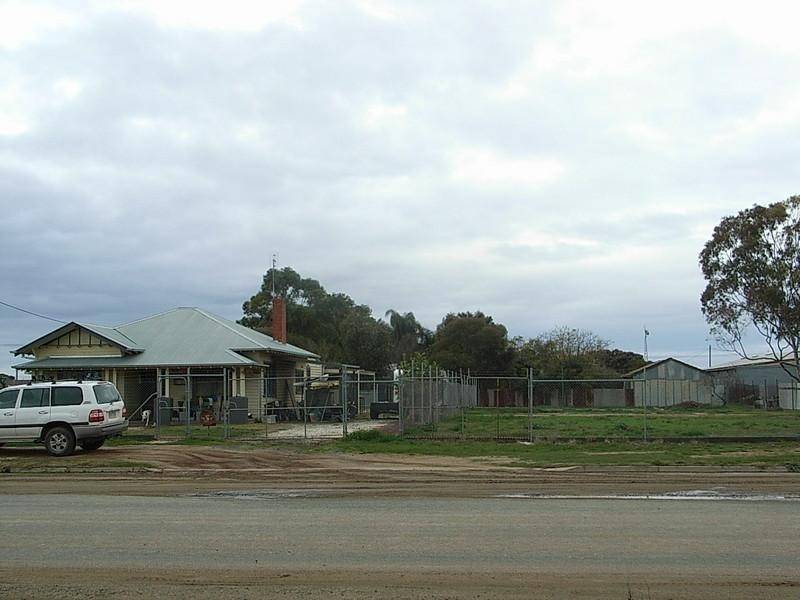 34-36. Hume Street, Echuca VIC 3564