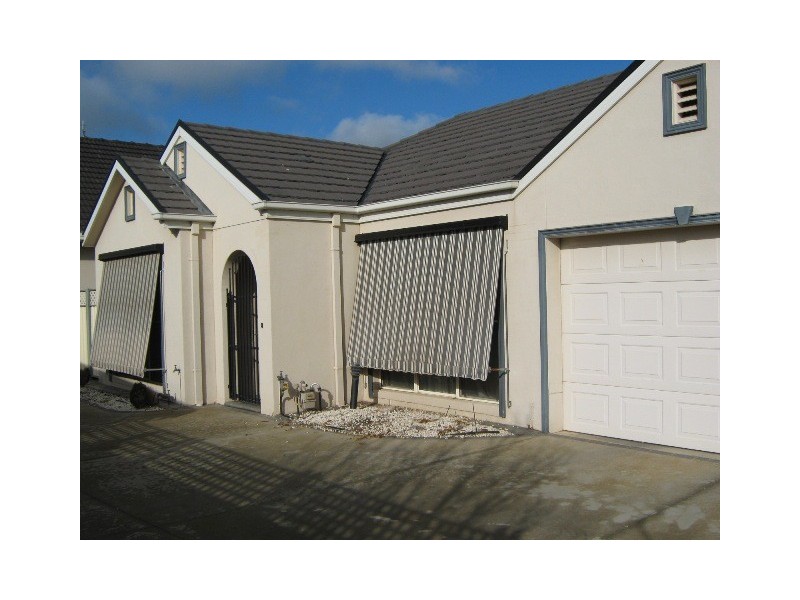 2/51 Hare Street, Echuca VIC 3564