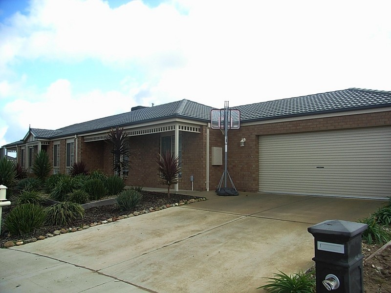 5 Parkes Court, Echuca VIC 3564