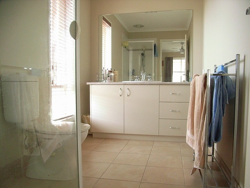 5 Parkes Court, Echuca VIC 3564