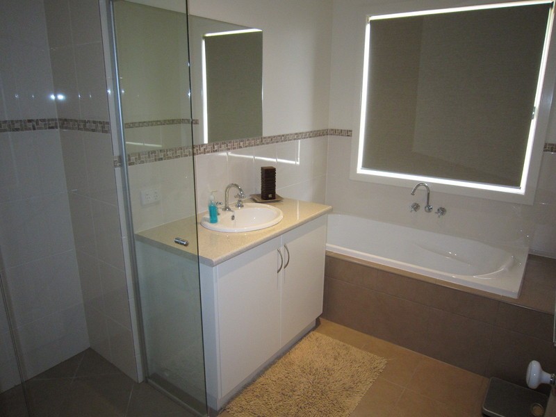 77 Sutton Street, Echuca VIC 3564