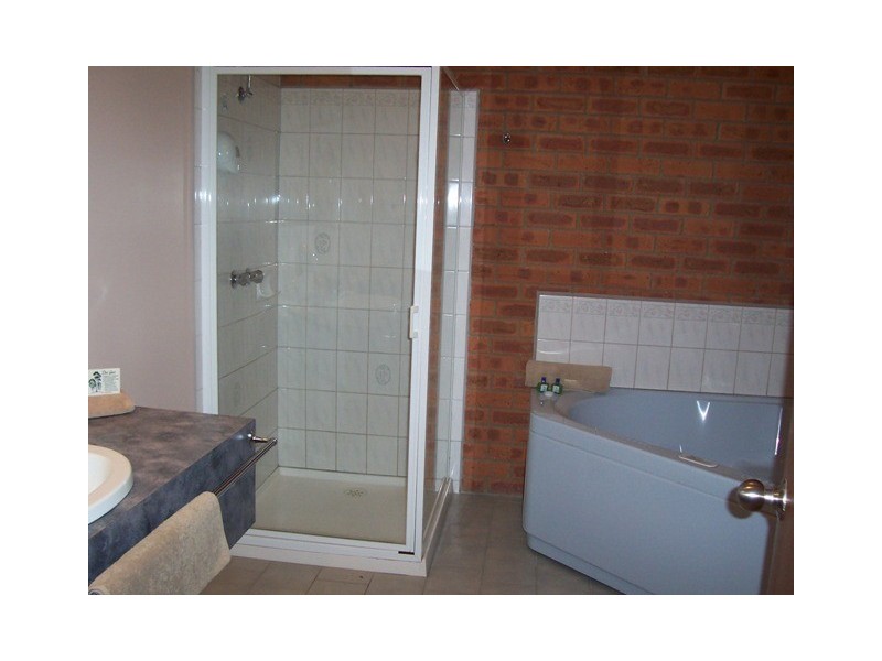 34 Meninya Street, Moama NSW 2731