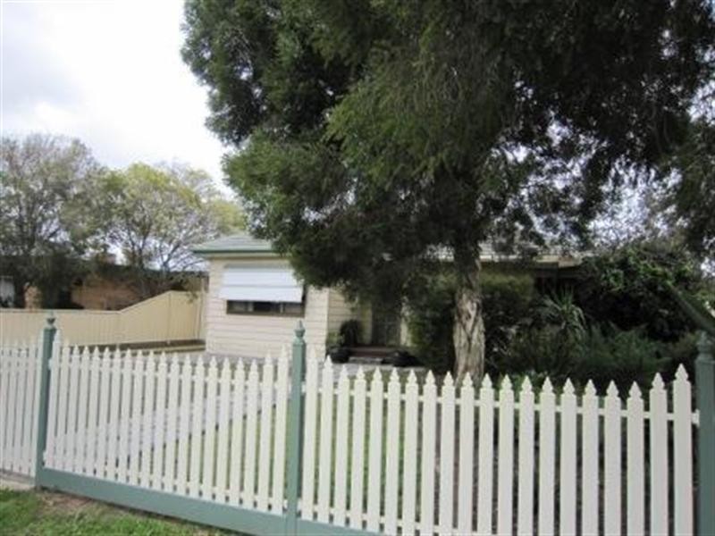 28 Crossen Street, Echuca VIC 3564