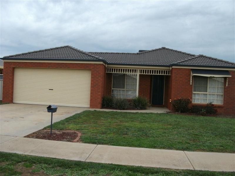 3 Aberdeen Way, Moama NSW 2731