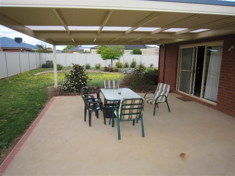 3 Aberdeen Way, Moama NSW 2731