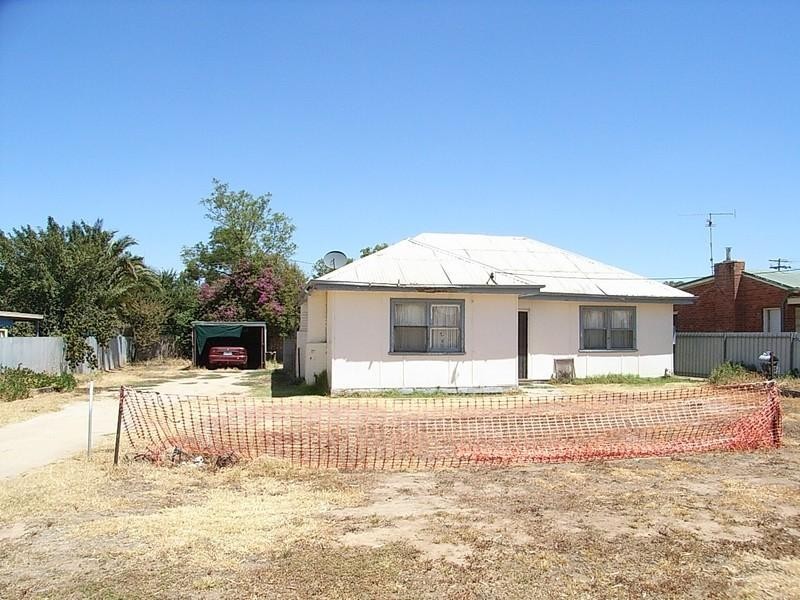 .33 Chanter Street, Moama NSW 2731