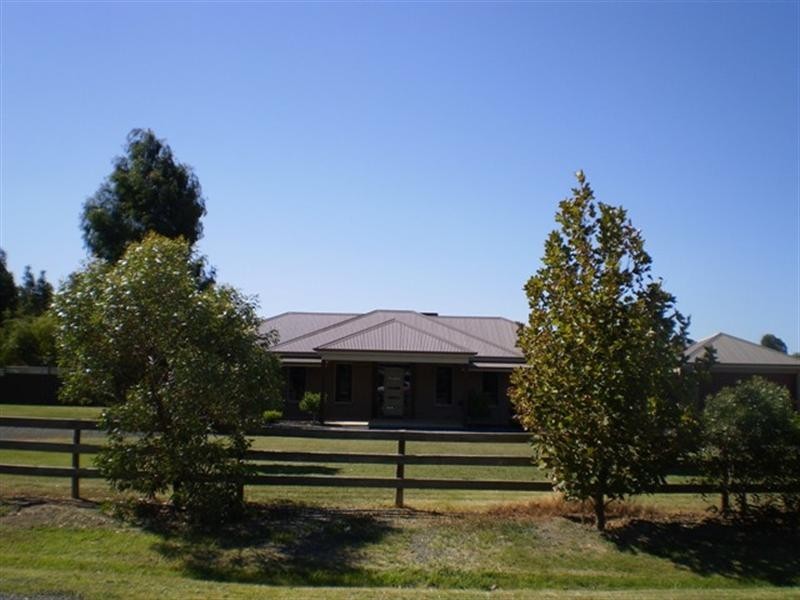 99 Fehring Lane, Echuca VIC 3564