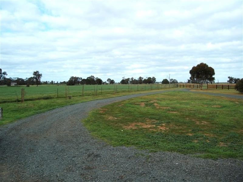 1200 Mt Terrick Road, Echuca VIC 3564