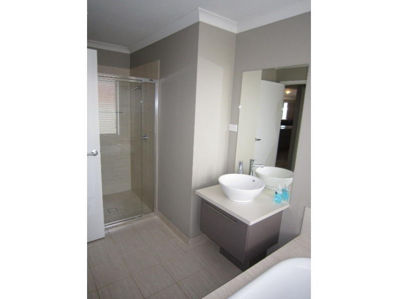 70 Shetland Drive, Moama NSW 2731