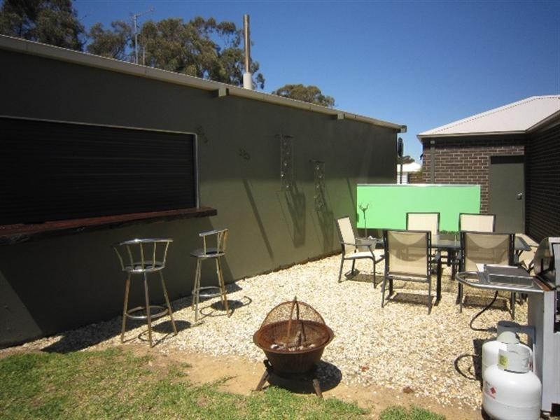 2 Dumfries Court, Moama NSW 2731