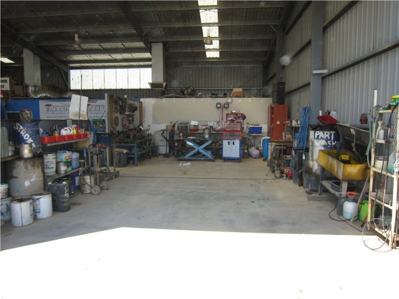 HIRE ME 45 Sturt Street, Echuca VIC 3564