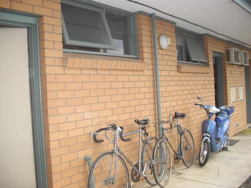 4/305 Ogilvie Avenue, Echuca VIC 3564