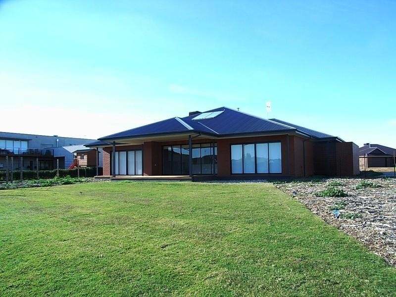 2 Burgundy Court, Moama NSW 2731