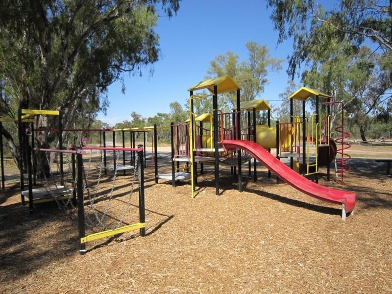 Cabin 63/2 Blair Street, Moama NSW 2731