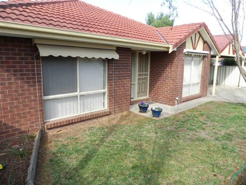 2/13 Mclaren Drive, Moama NSW 2731