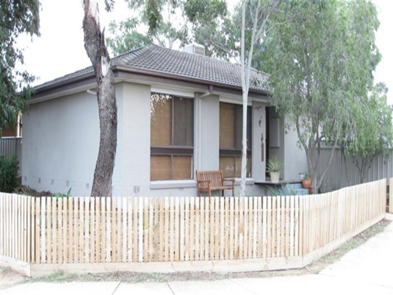 1 Montgomery, Echuca VIC 3564