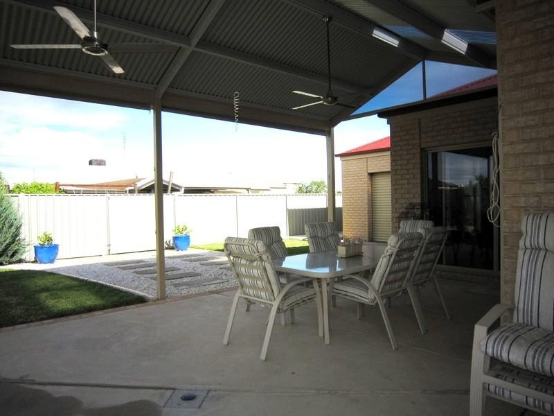 15 Sunset Avenue, Echuca VIC 3564