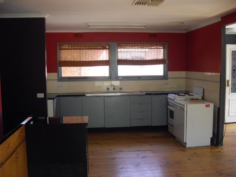 63 Campaspe Esplanade, Echuca VIC 3564