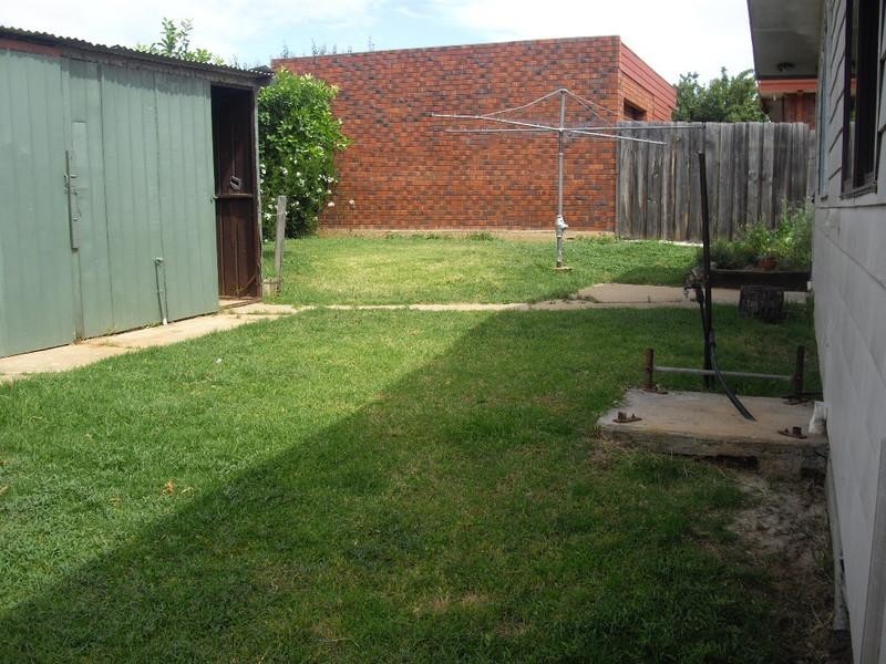 63 Campaspe Esplanade, Echuca VIC 3564