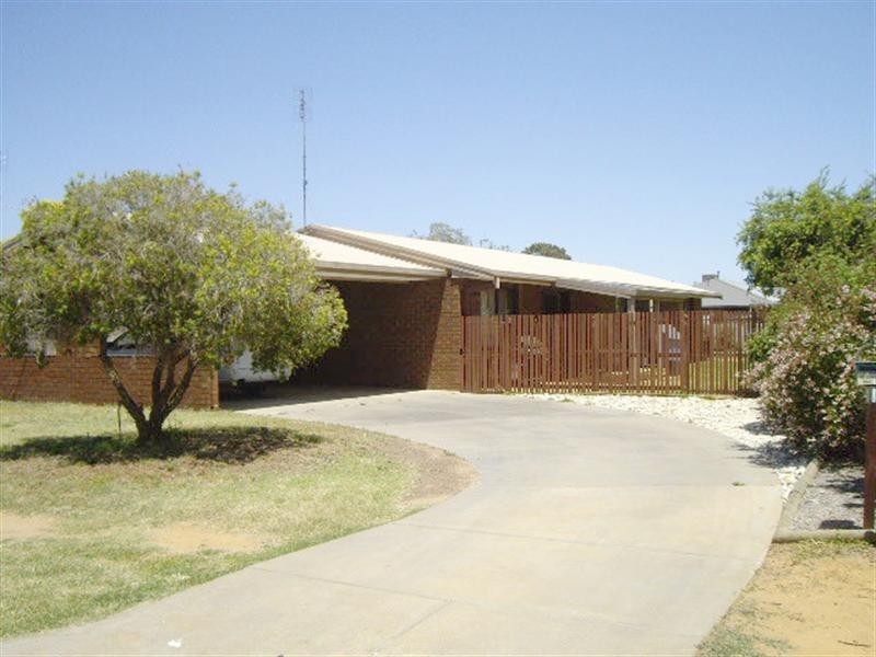 89 Crossen Street, Echuca VIC 3564