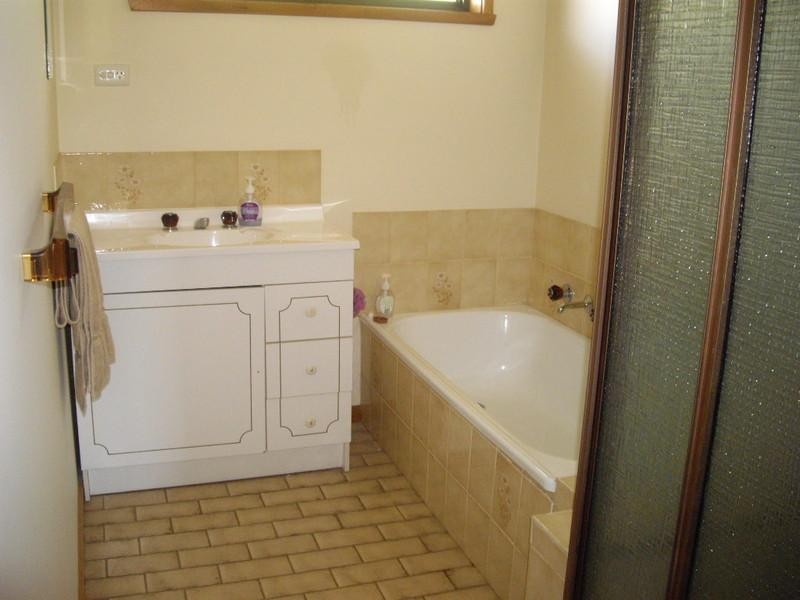 89 Crossen Street, Echuca VIC 3564