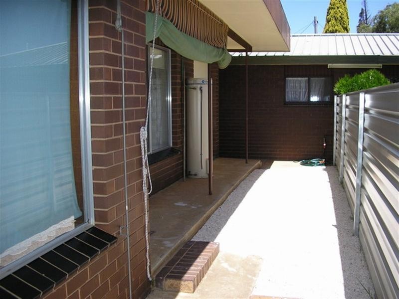 Flat 86 Service Street, Echuca VIC 3564