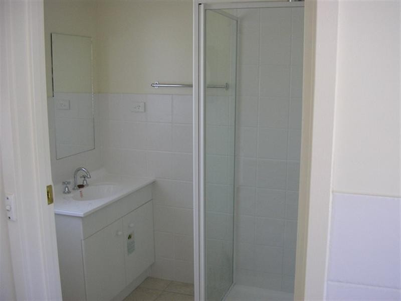 Flat 86 Service Street, Echuca VIC 3564