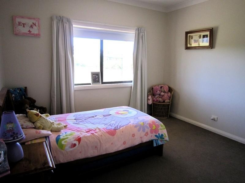 16 Ikona Drive, Echuca VIC 3564