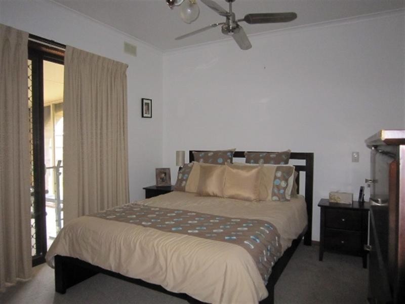 33 Hillview Avenue, Moama NSW 2731