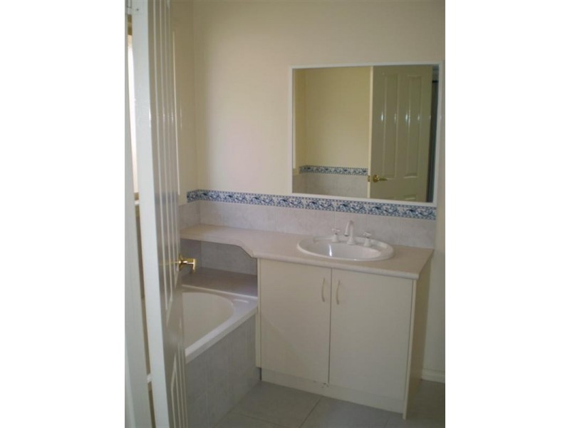 19 Aberdeen Way, Moama NSW 2731