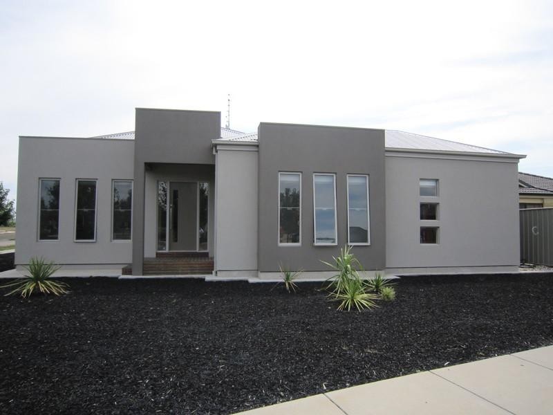 14 Park Avenue, Echuca VIC 3564