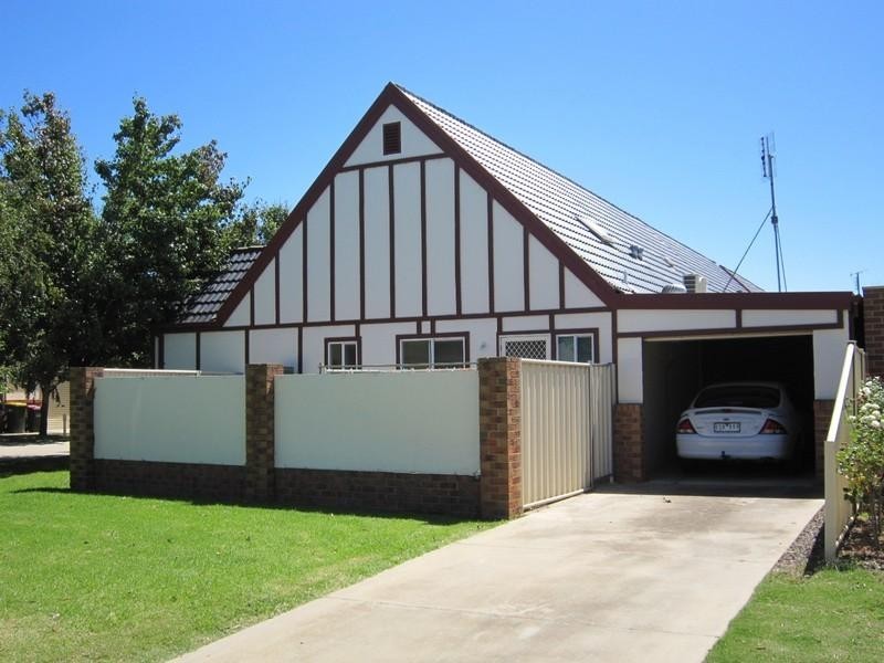 1/43-45 Meninya Street, Moama NSW 2731