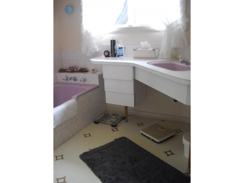 17 Eyre Street, Echuca VIC 3564