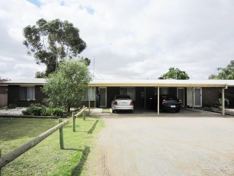 Units 1-3/6 Roberts Lane, Echuca VIC 3564