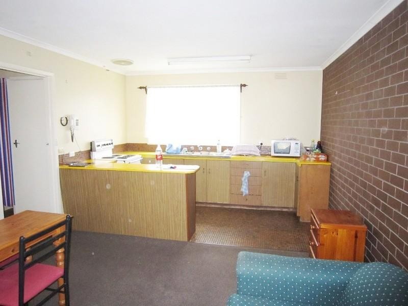 Units 1-3/6 Roberts Lane, Echuca VIC 3564