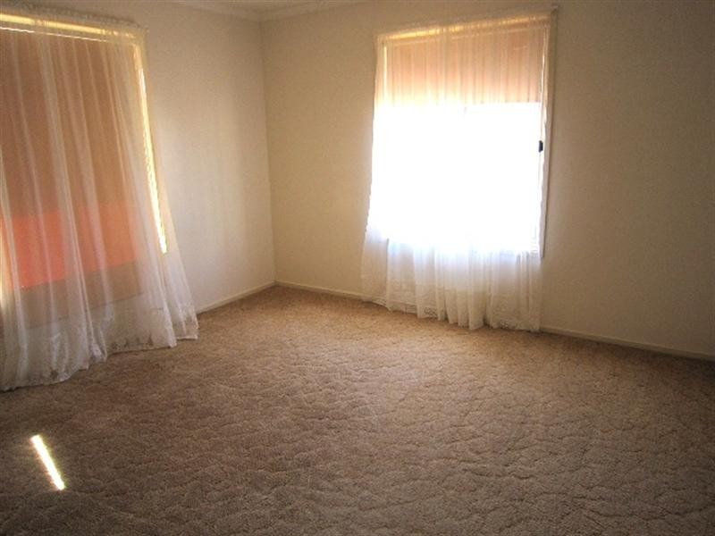 76 Crossen Street, Echuca VIC 3564