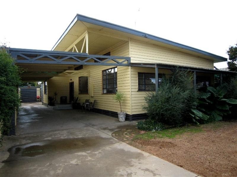 64 Leichardt Street, Echuca VIC 3564