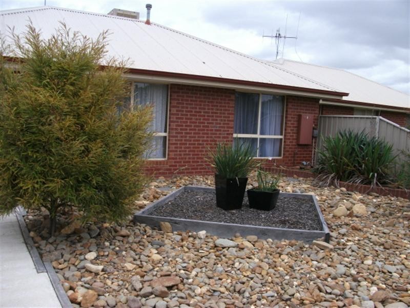 2/115 Shackell Street, Echuca VIC 3564
