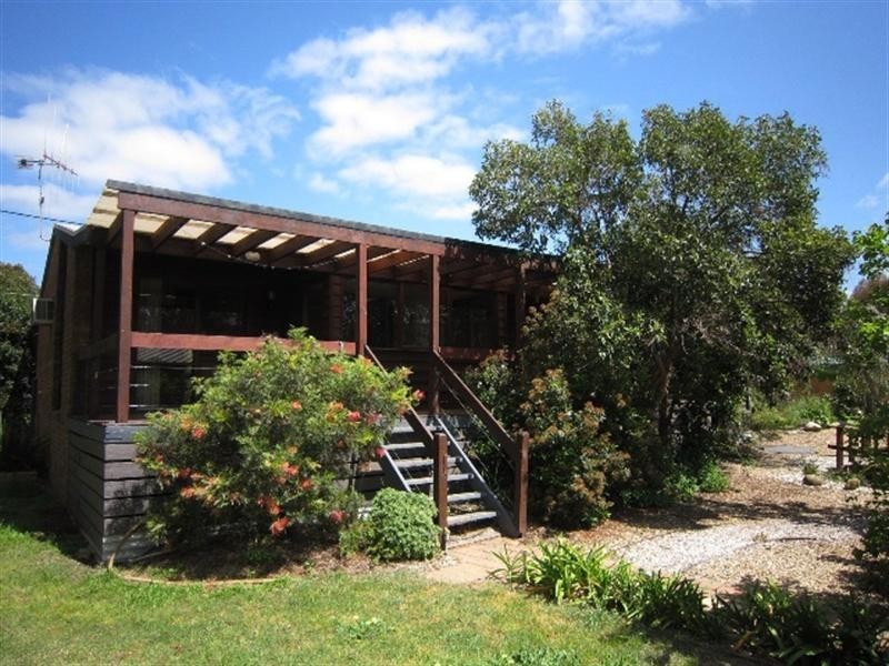 282 Ogilvie Avenue, Echuca VIC 3564