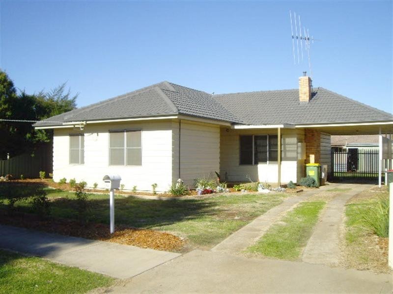 1b Civic Avenue, Echuca VIC 3564