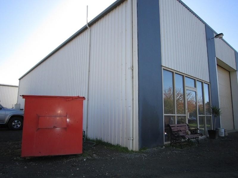 Factory 1/5 Lea Court, Moama NSW 2731