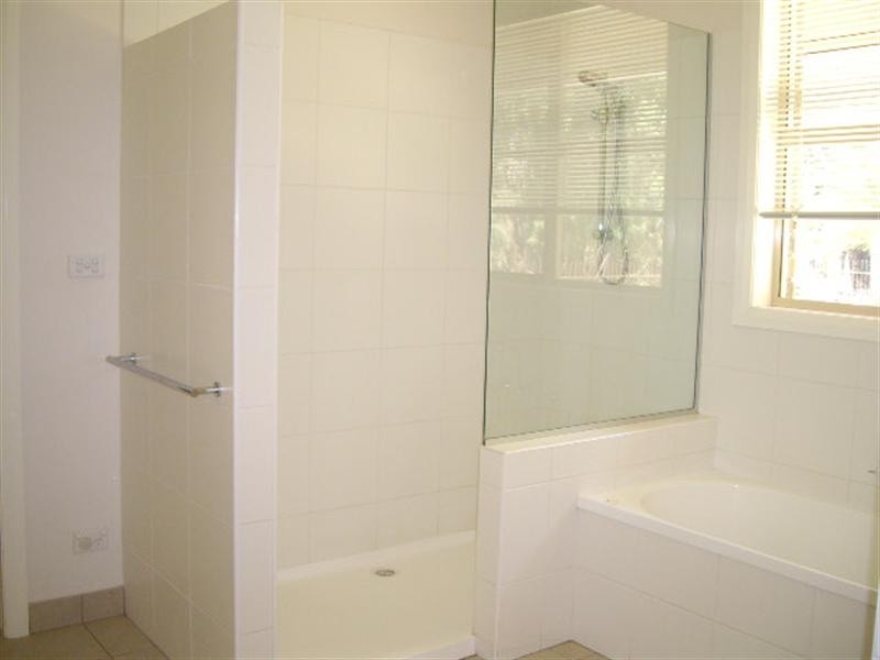 60 Campaspe Esplanade, Echuca VIC 3564